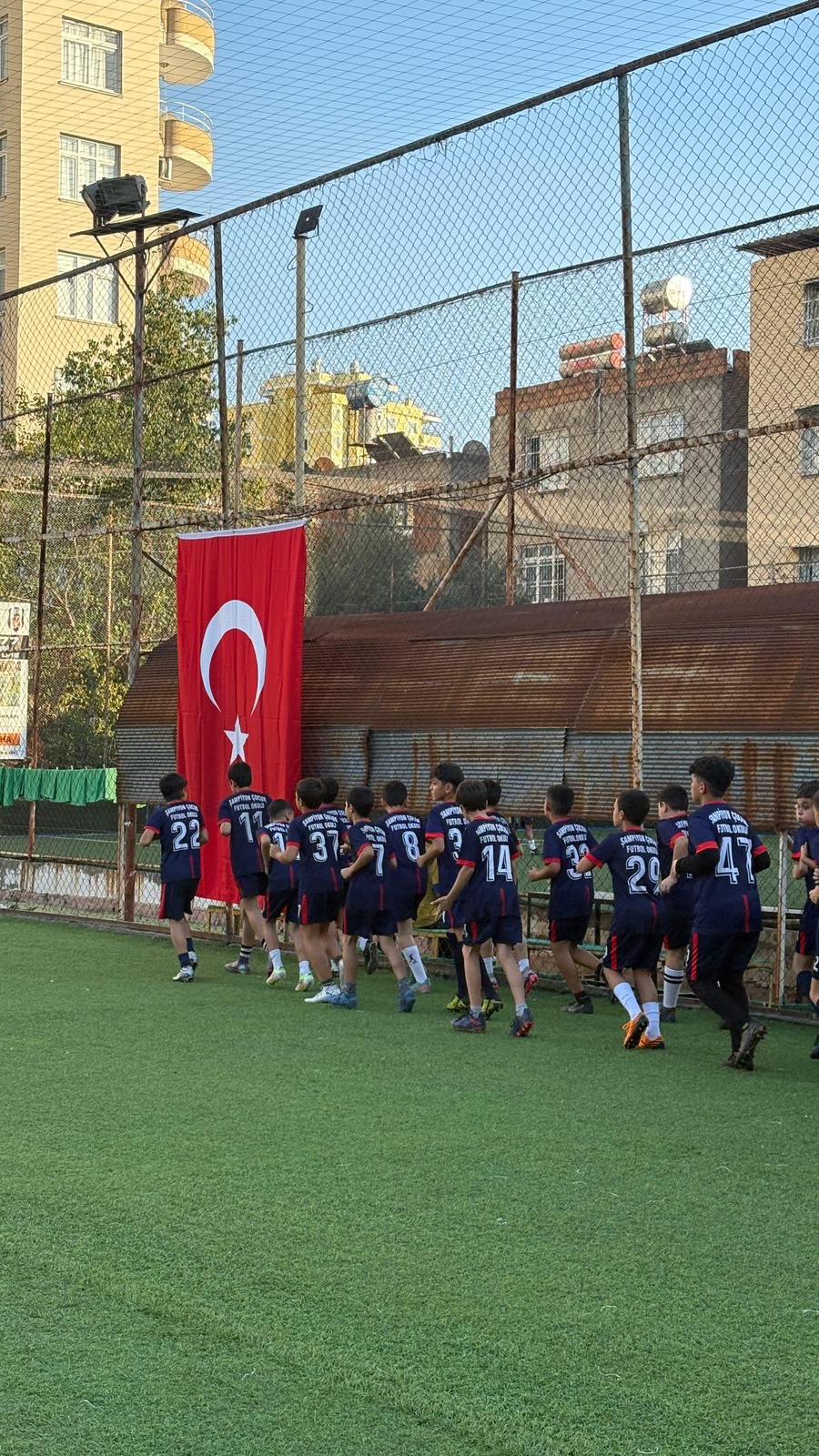 Şampiyon Çocuk FK galeri fotoğrafı 20