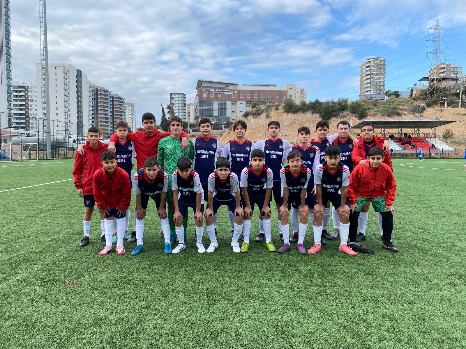 Şampiyon Çocuk FK sporcuları